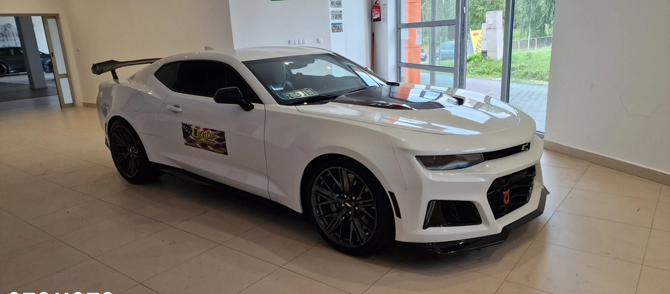 Chevrolet Camaro cena 259000 przebieg: 13000, rok produkcji 2018 z Żychlin małe 137